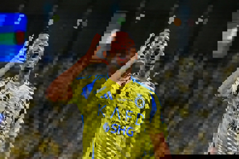 2183672
