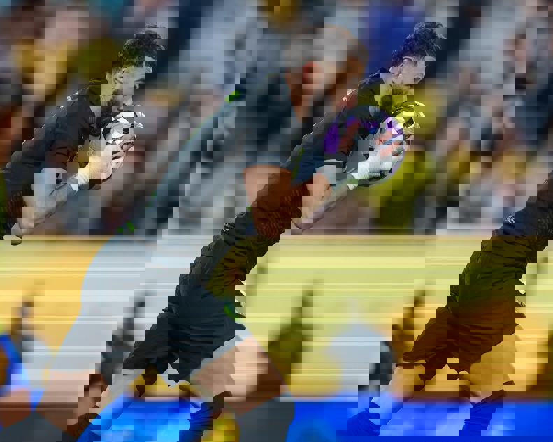 2183748