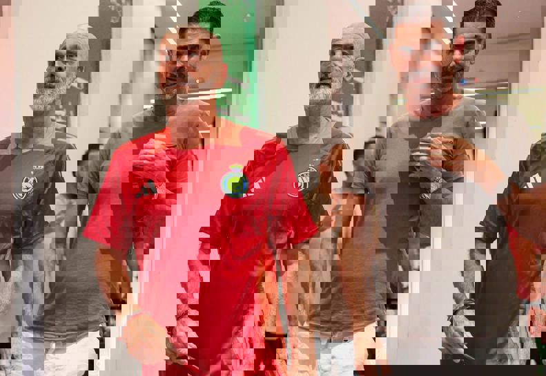 2183843
