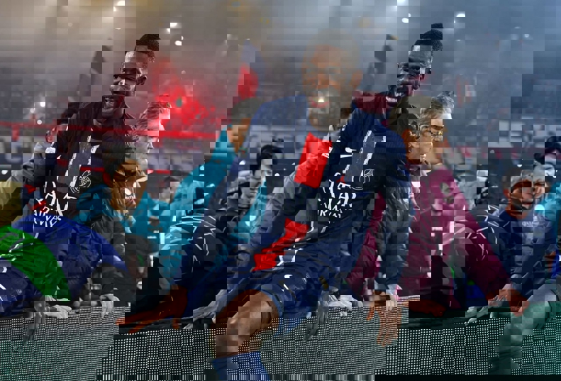 2183922