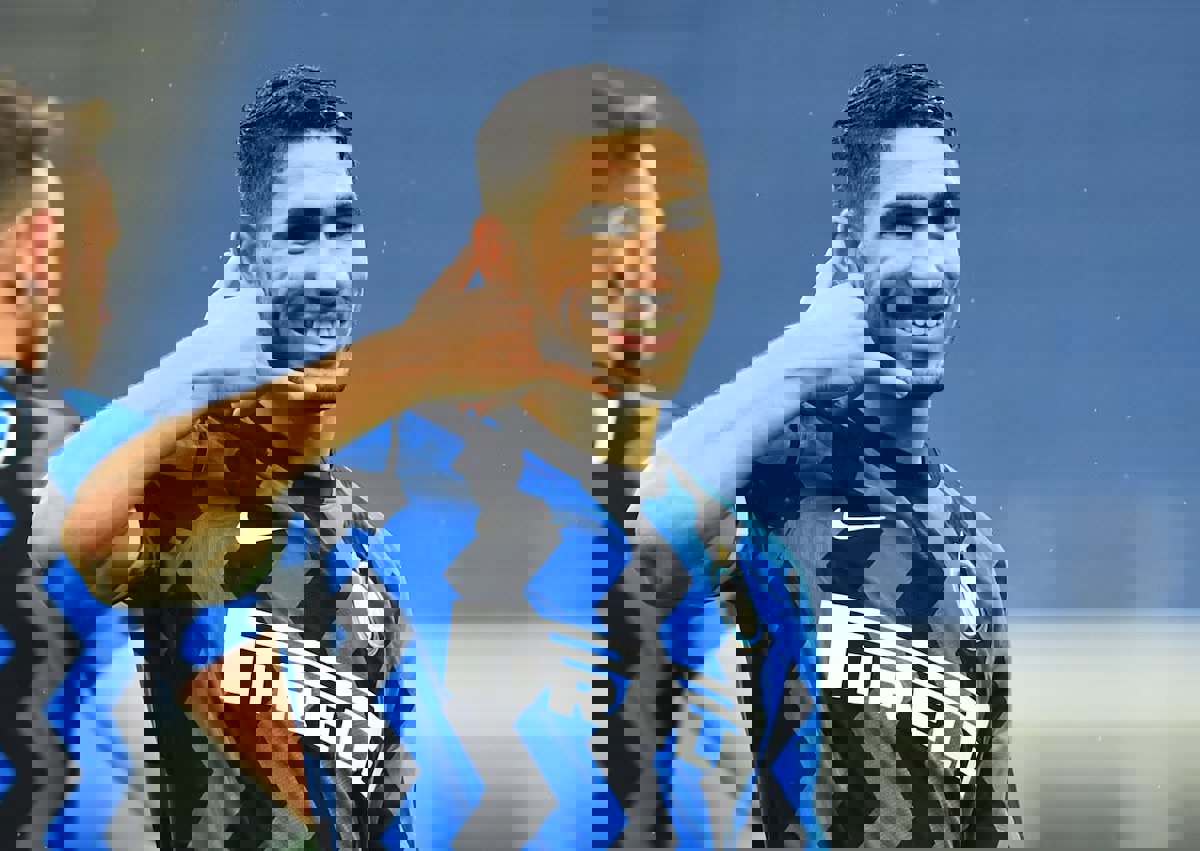 2183852