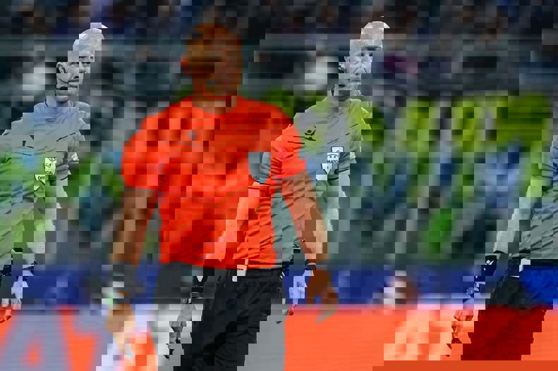 2183938