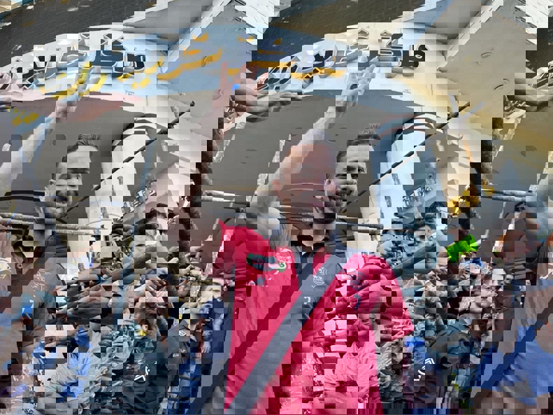 2183952