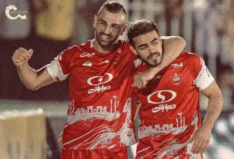 جادوی اورونوف نیمه جان برای کامبک پرسپولیس