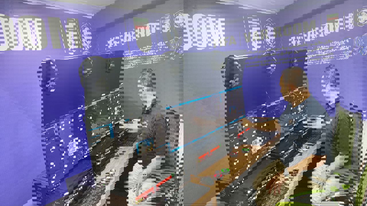 2184126