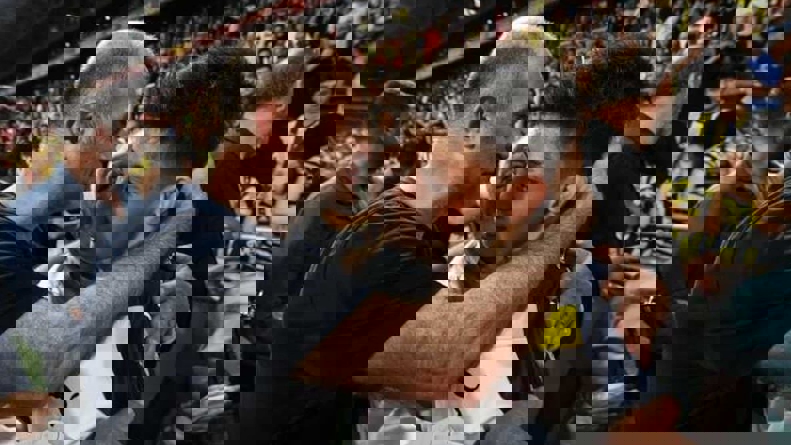 2184186