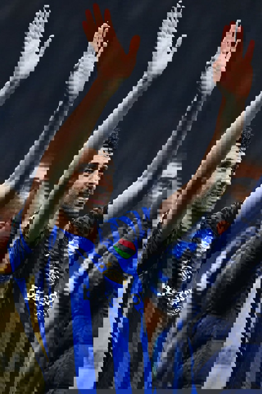 2184392
