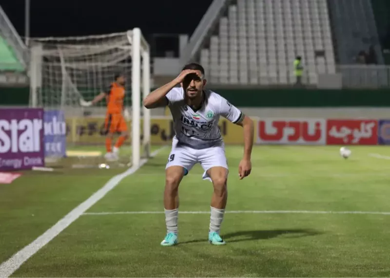 فوری: پرسپولیس با یک گلزن قرارداد بست!