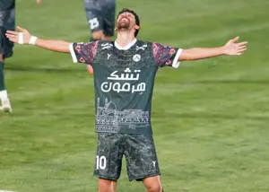 انفجار دیرهنگام مهاجم مشهور فوتبال ایران!