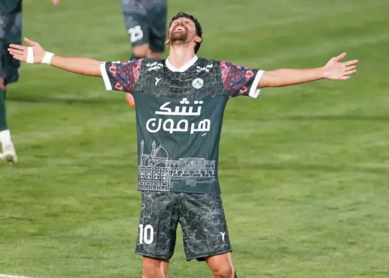انفجار دیرهنگام مهاجم مشهور فوتبال ایران!