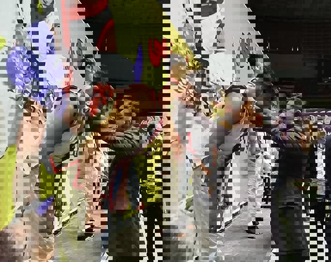 2184496