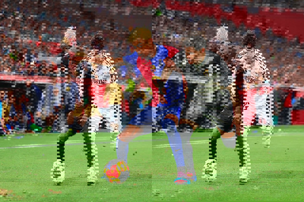 2184686