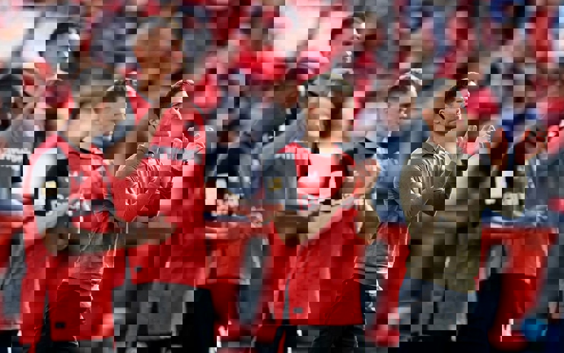2184585