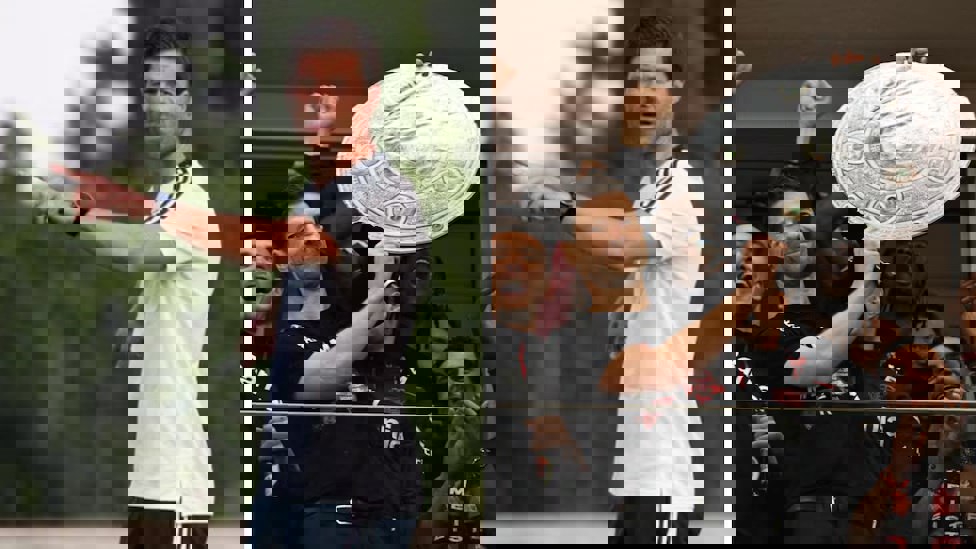 2184583
