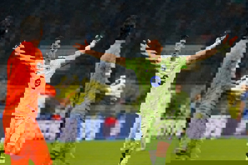 2184634