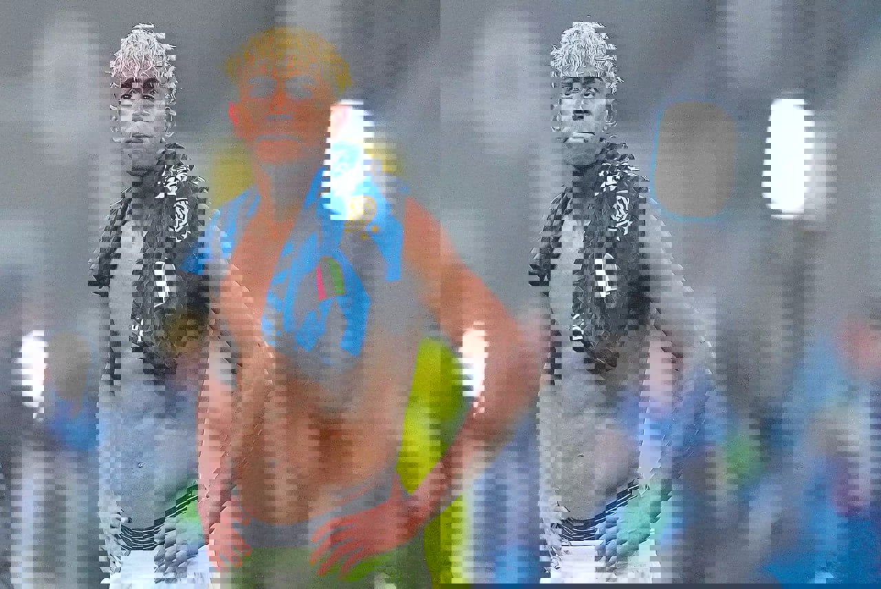 2184824