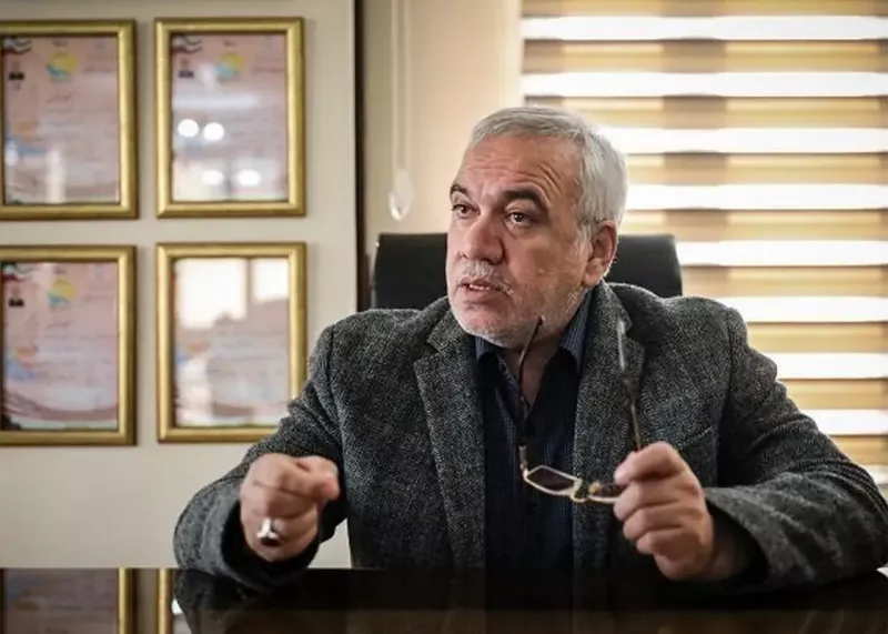 فتح‌الله‌زاده: جباری با یک دستیار خارجی سرمربی شود