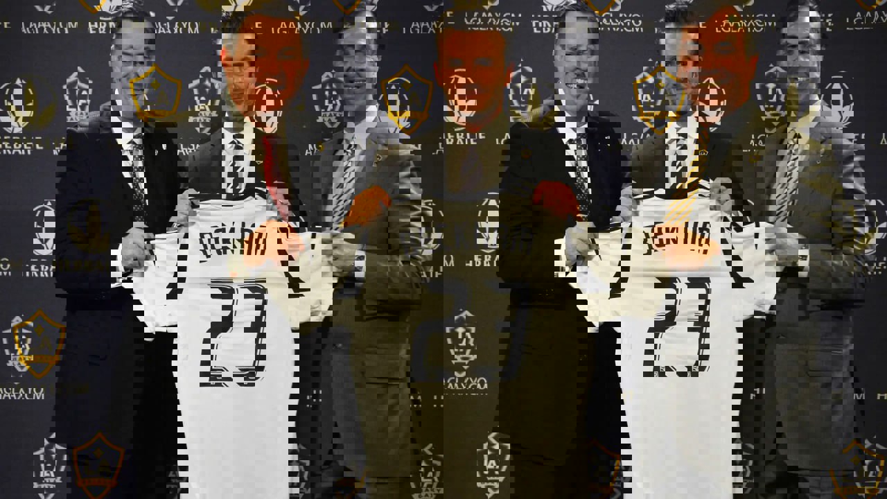 2184953
