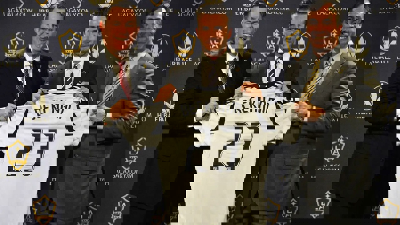 2184953