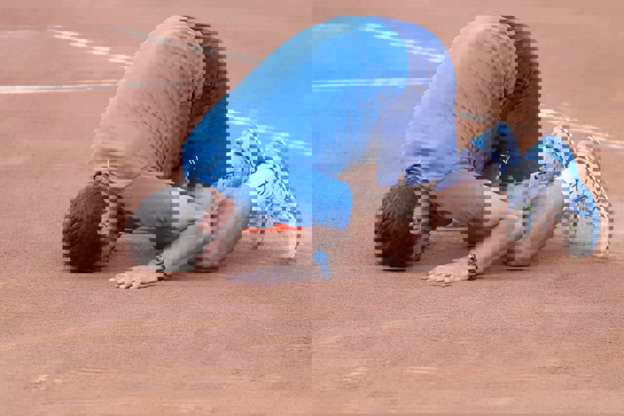 2185386