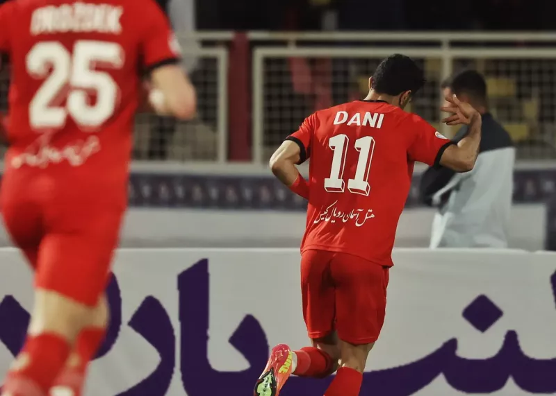 دانیال یک‌تنه علیه شگفتی پس از قهرمانی تراکتور