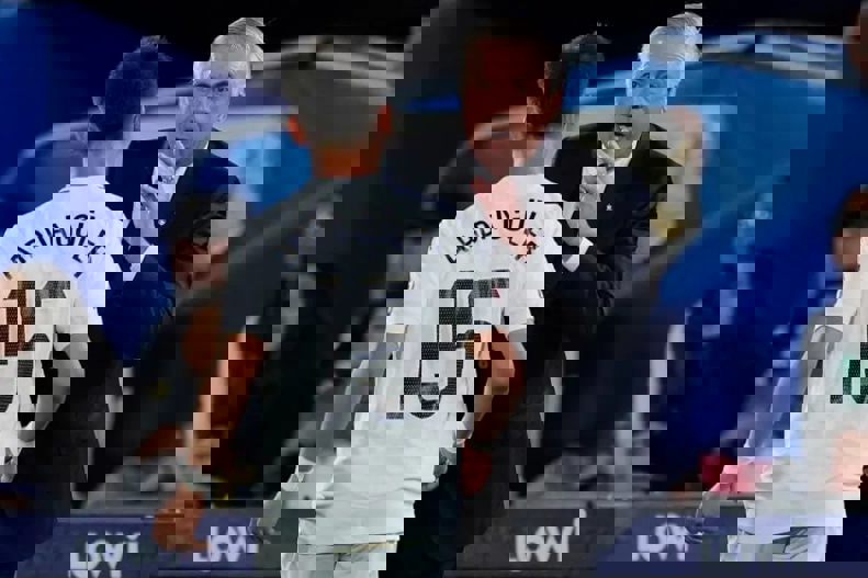 2185022