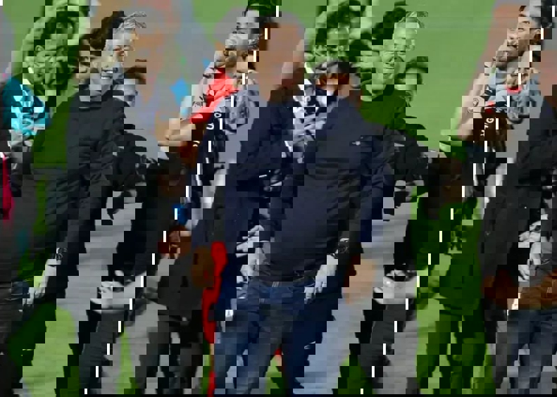2185029