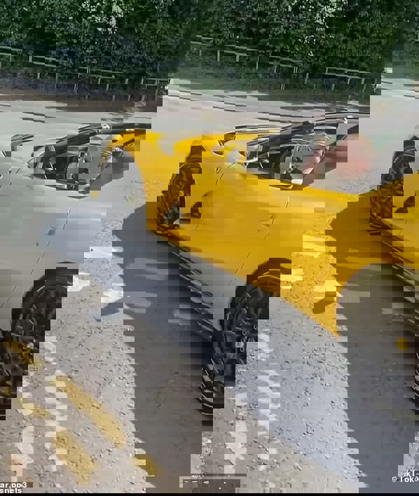 2185043