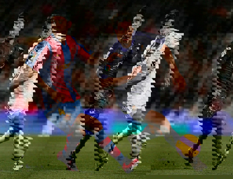 2185096