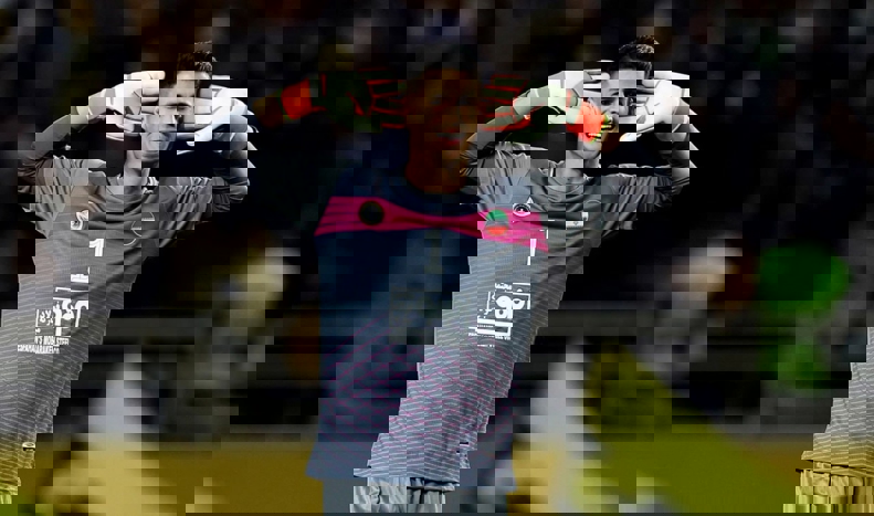 2185228
