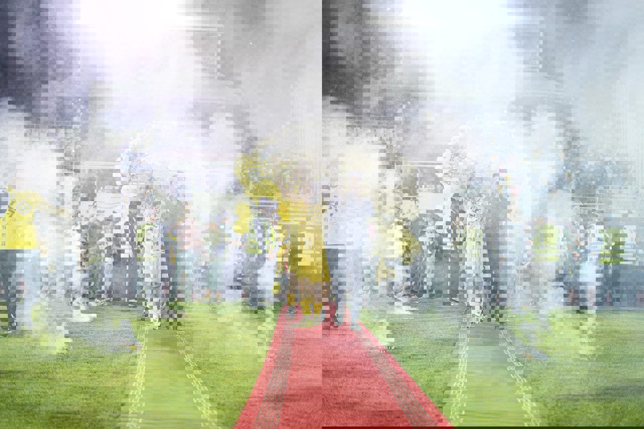2185784