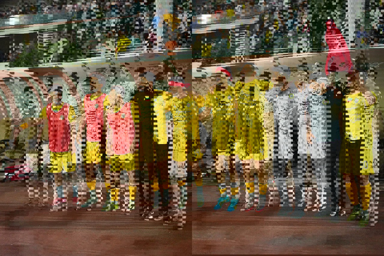 2185787