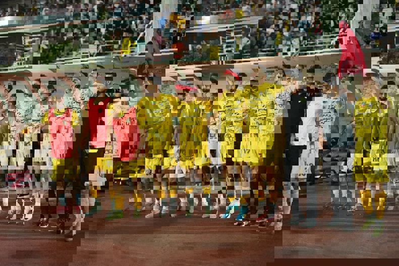 2185787