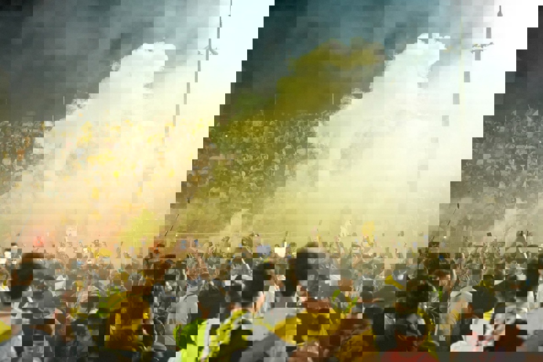 2185782