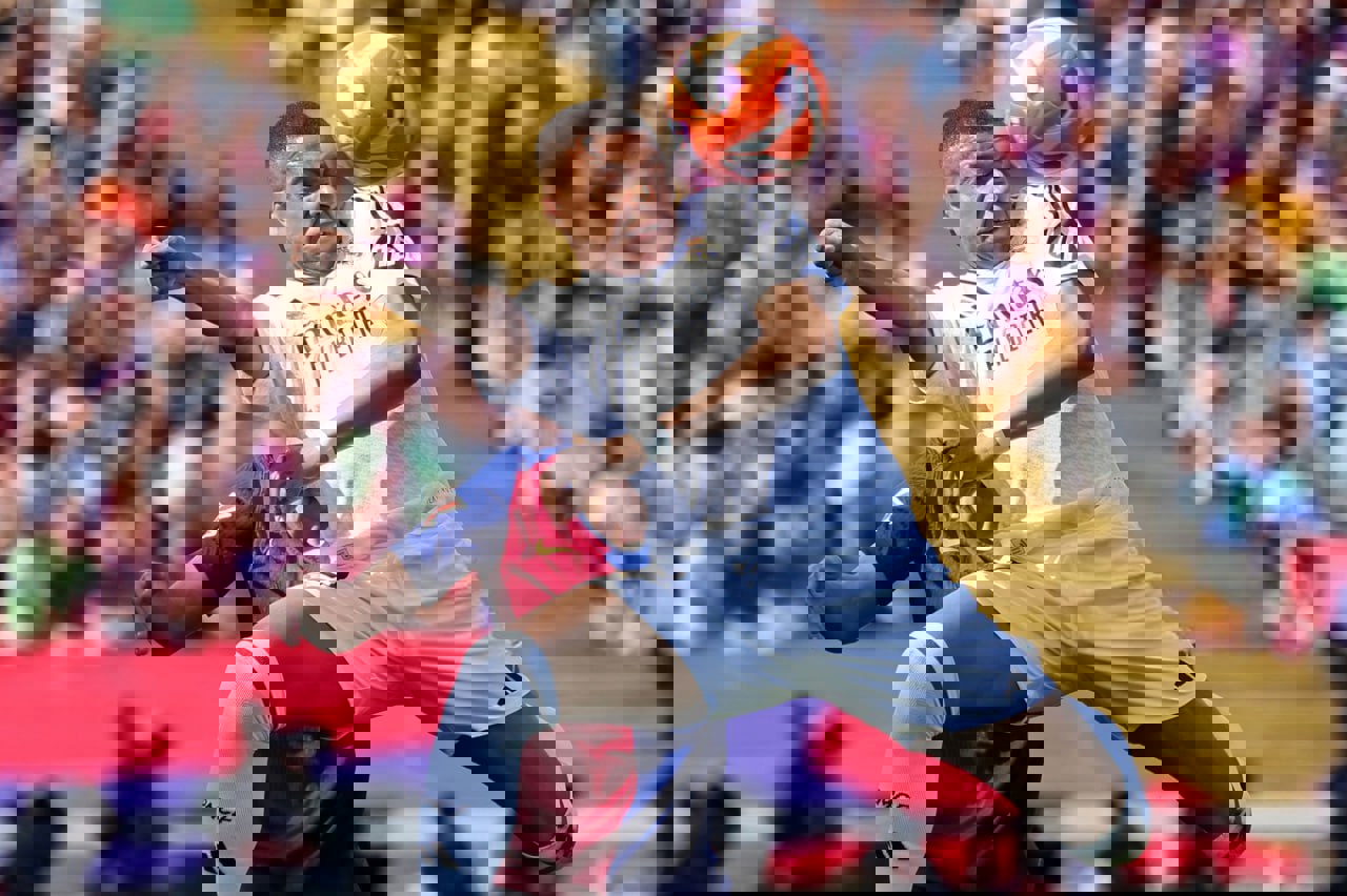 2185492