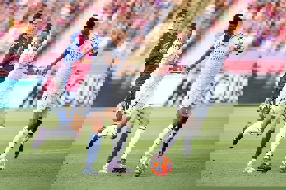 2185490