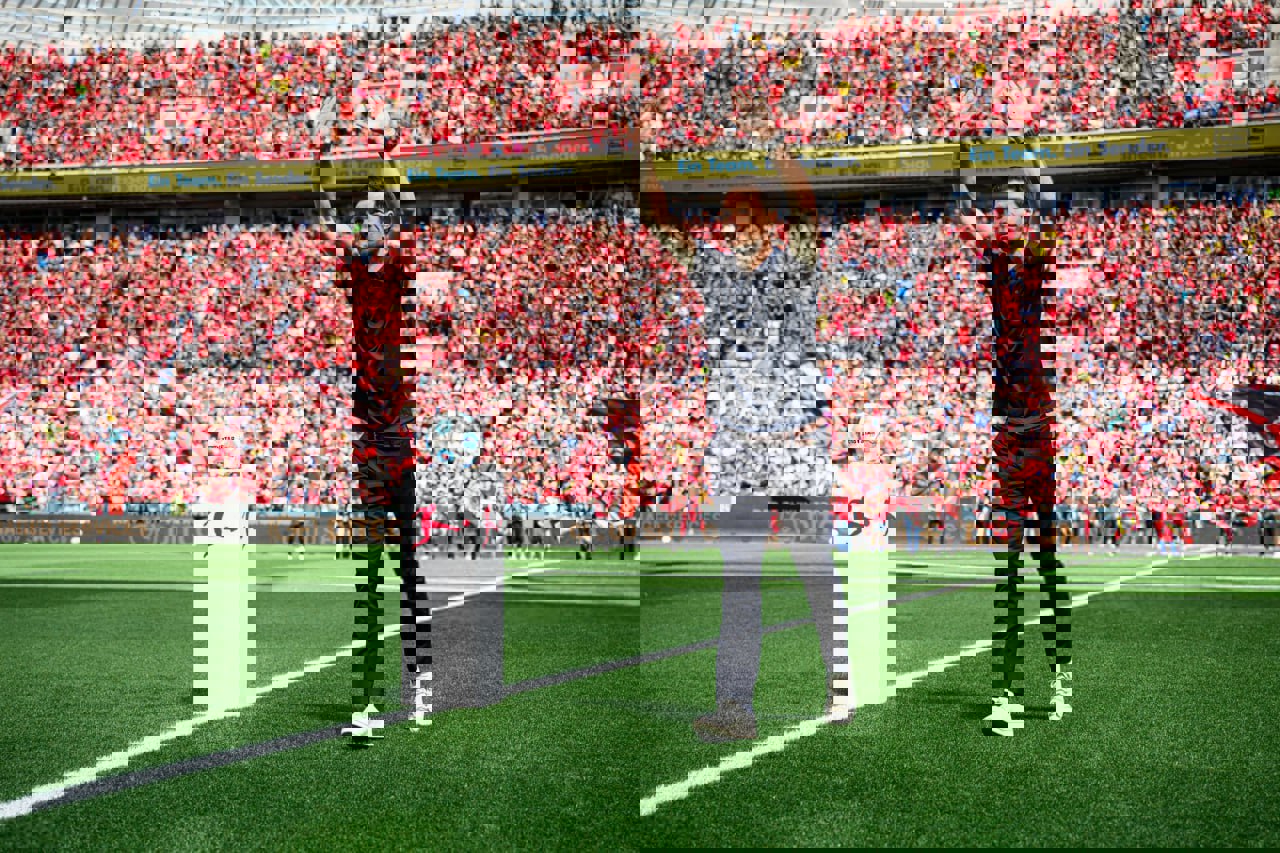 2185485