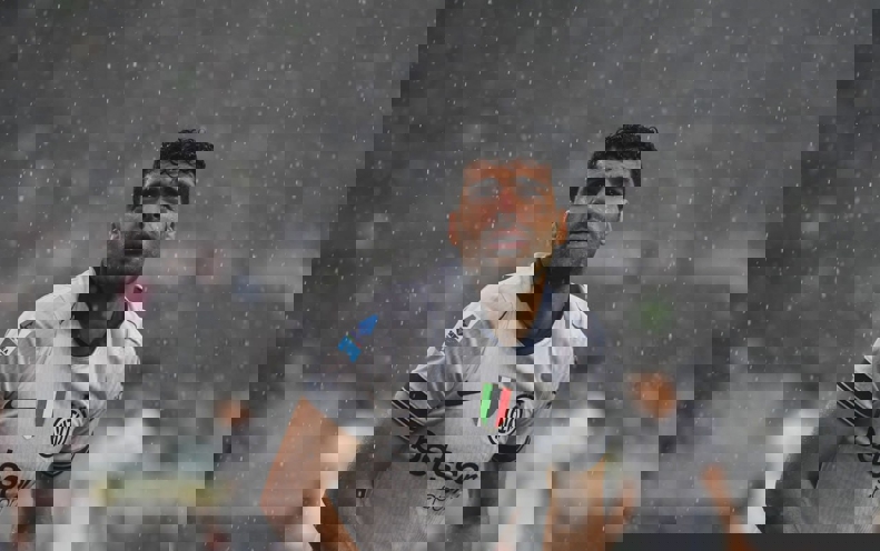 2185526