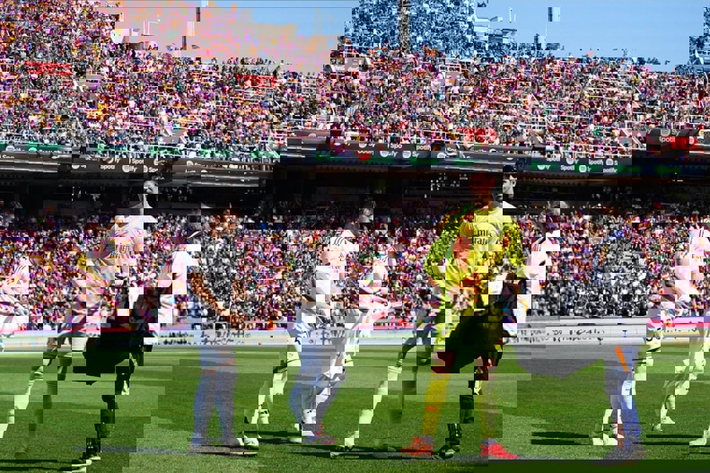 2185660