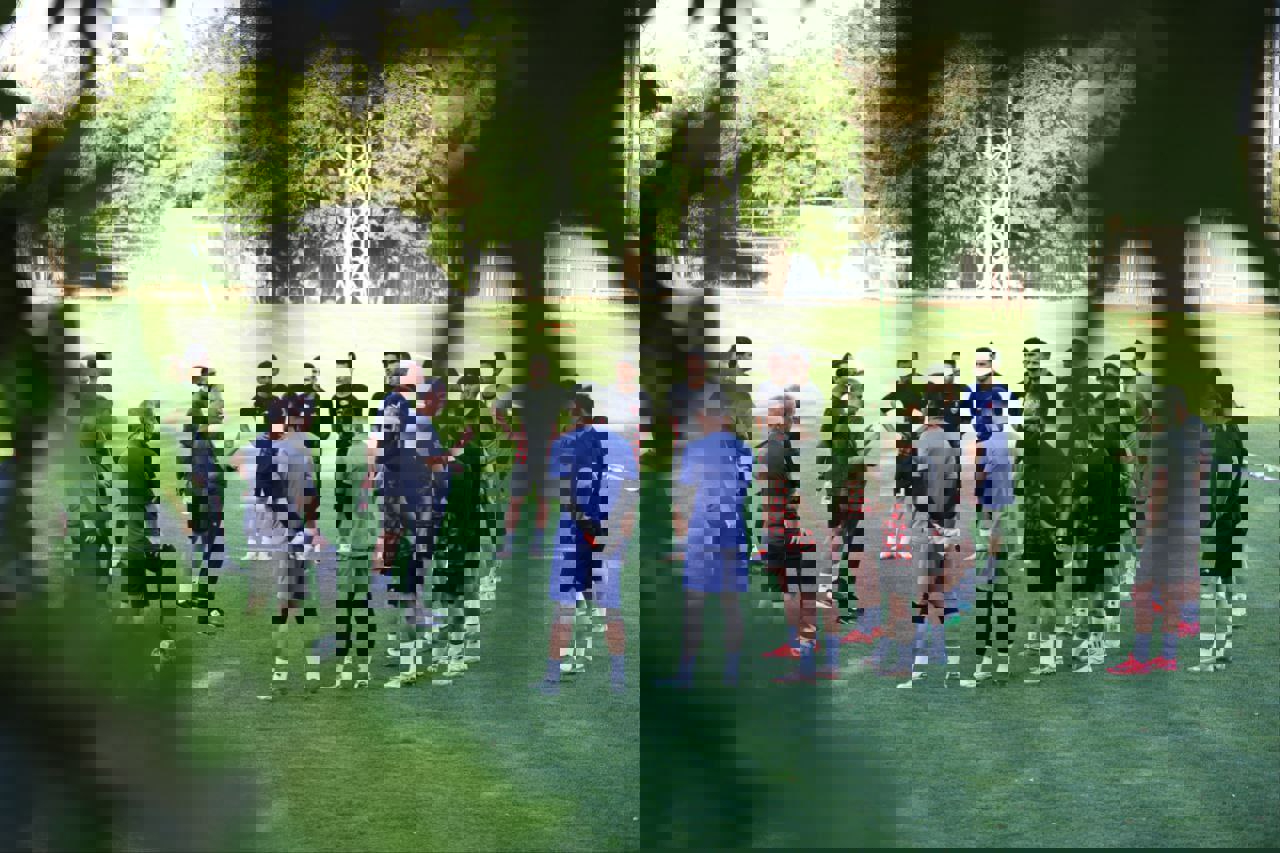 2185640
