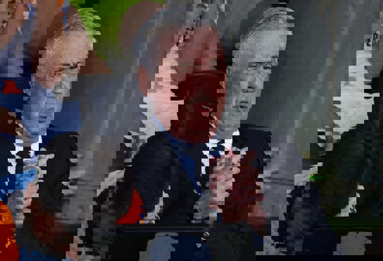 2185735