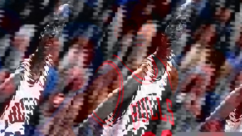 2185868
