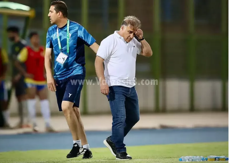 دین‌محمدی: این فوتبال دیگر به‌درد نمی‌خورد!
