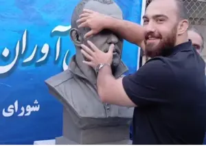 سردیس زارع از روی کشتی‌گیر مغولی ساخته شد!