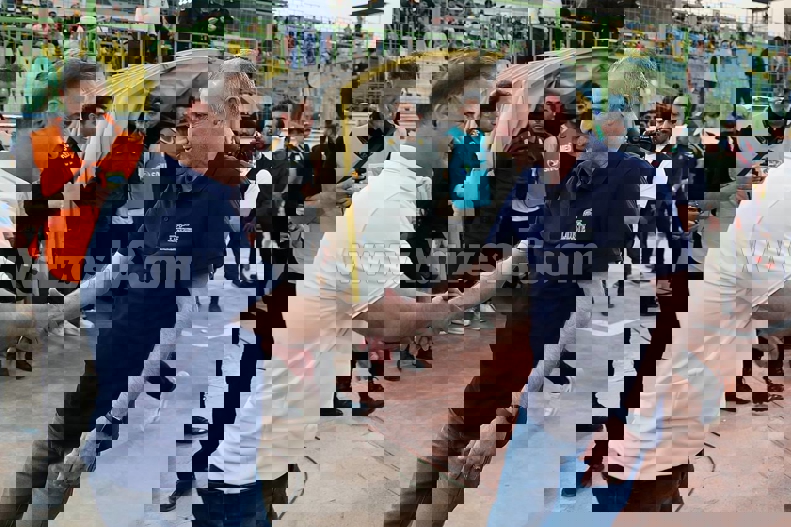 2185799