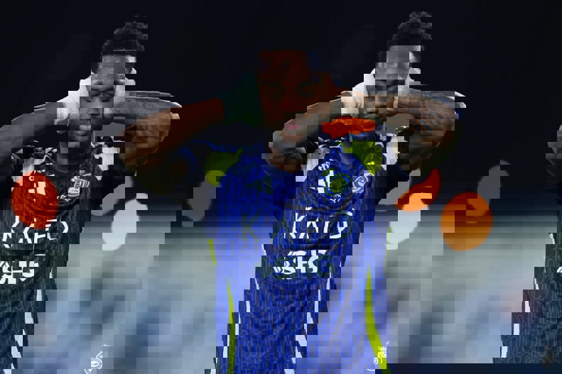 2185803