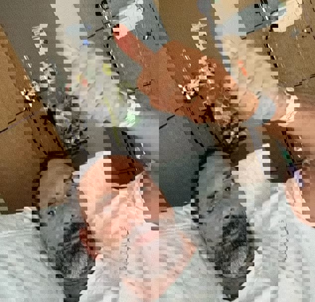 2185916