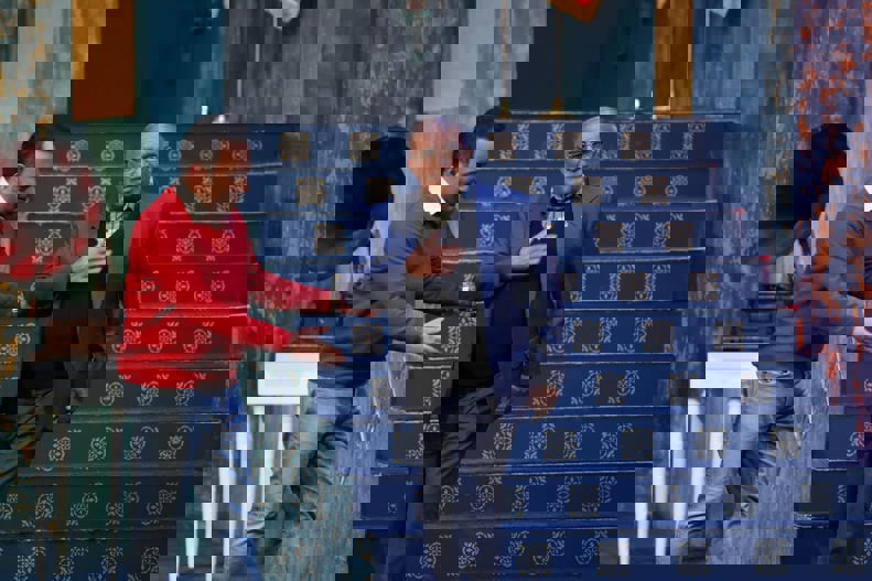 2185940