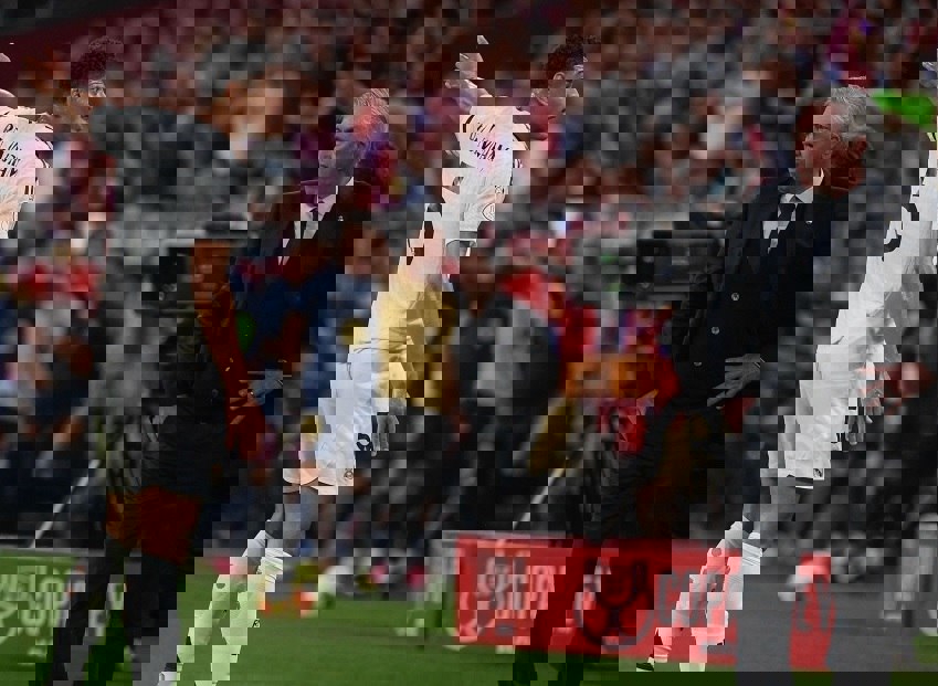 2186022