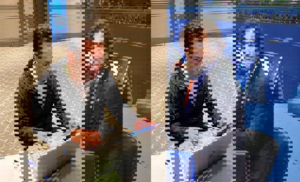 2186038